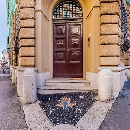 Via Nizza 126 Luxury Daire *